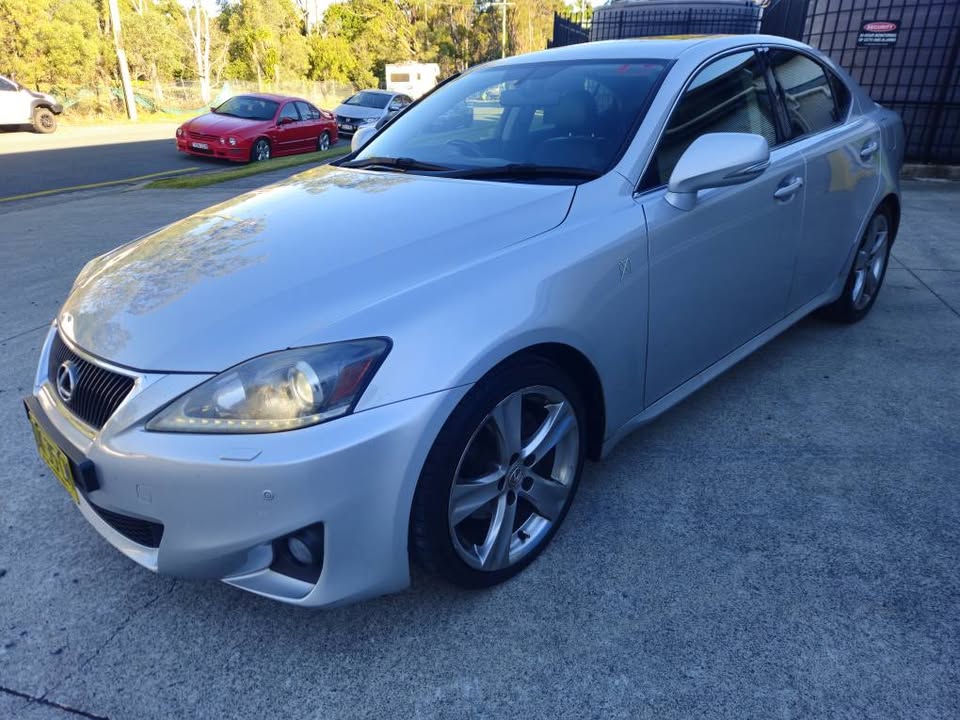 2013 Lexus is 250 x luxury auto 2.jpg